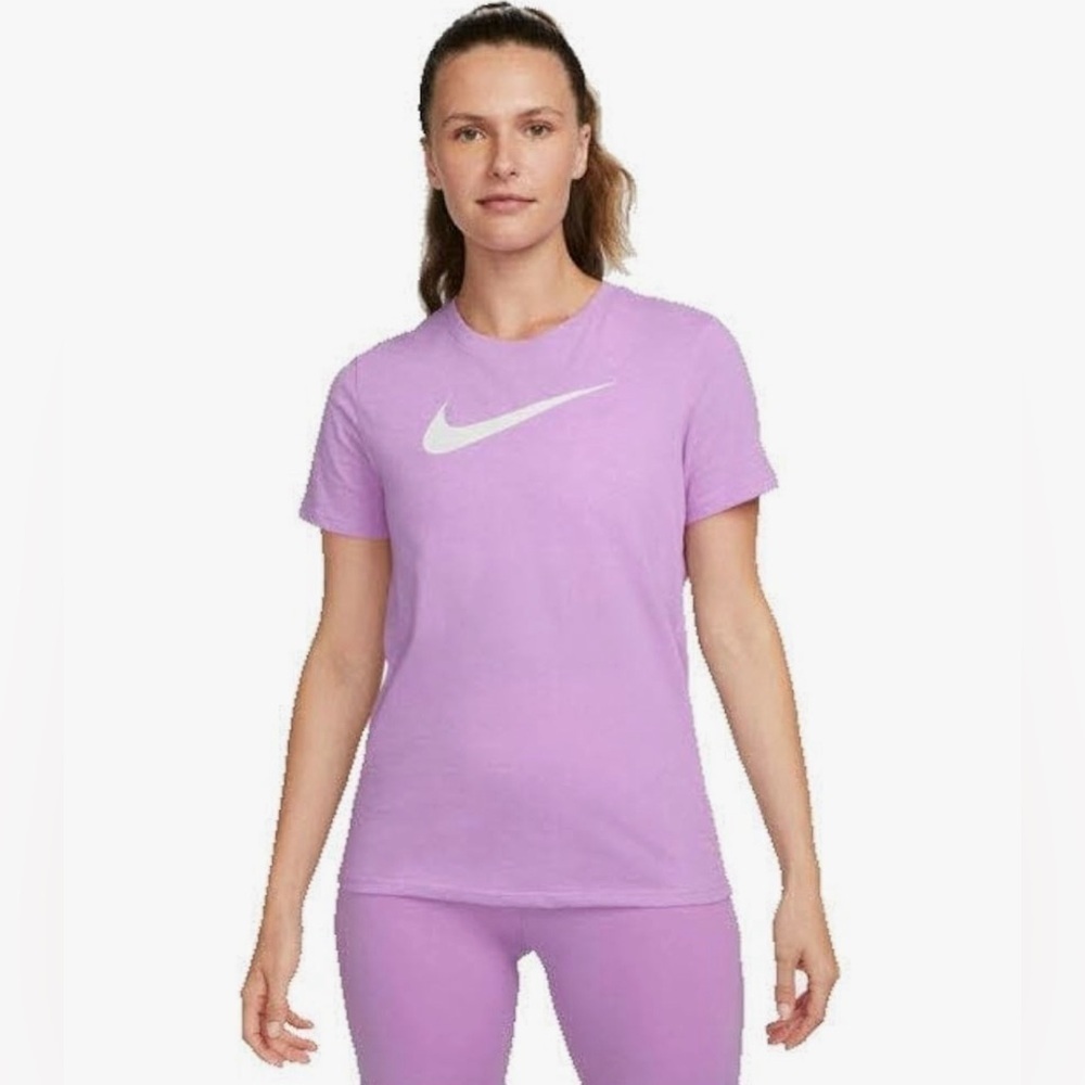 Nike: Purple  Nike Tee